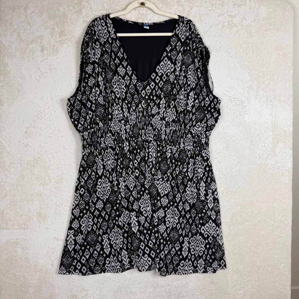 Old Navy Womens 3X‎ Black White Ikat Geometric Smocked Empire Waist Tunic Dress